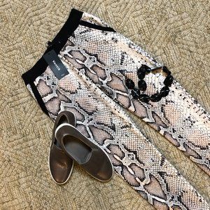 NWT Venti6 snakeskin print jogger pants